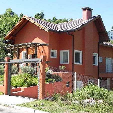 V Do Lago Negro - Casa Gramado Exteriér fotografie