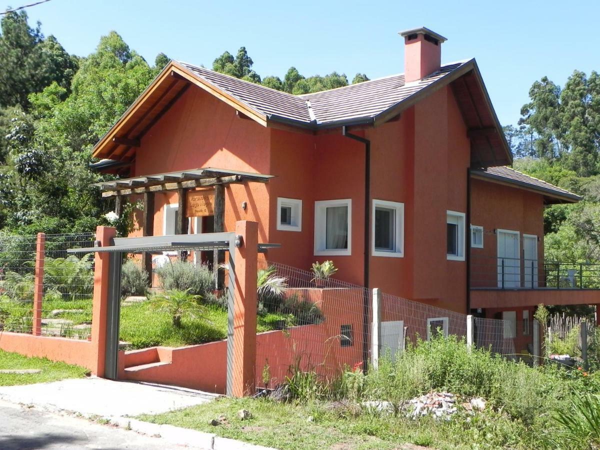 V Do Lago Negro - Casa Gramado Exteriér fotografie